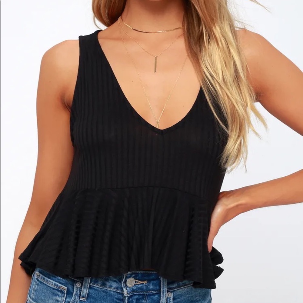 Lulu’s Womens Black Crop Top Size Large